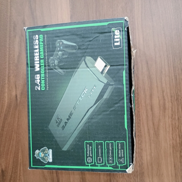 The Game Black Wireless Controller - Picture 2 of 4